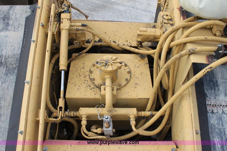image for item D5169 Rosco SPK-H asphalt chip spreader