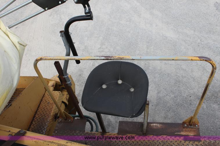 image for item D5169 Rosco SPK-H asphalt chip spreader