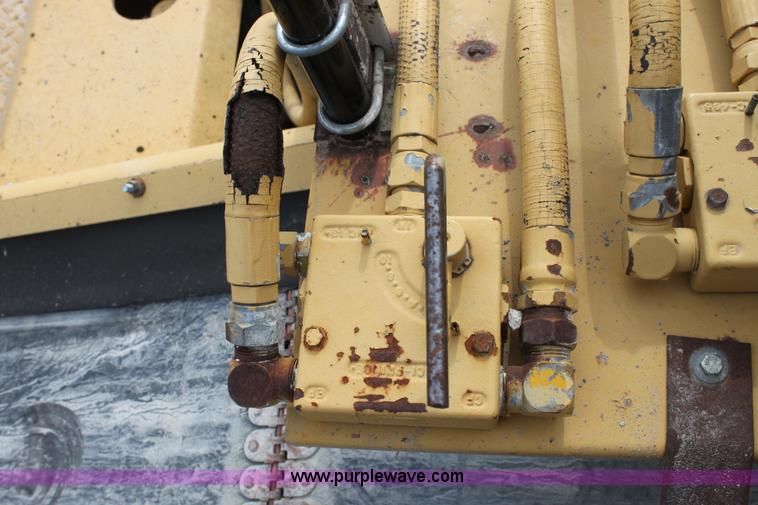 image for item D5169 Rosco SPK-H asphalt chip spreader