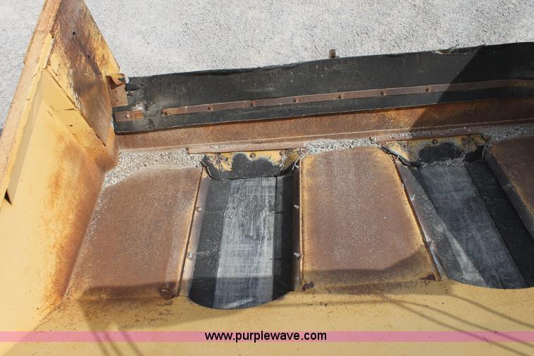 image for item D5169 Rosco SPK-H asphalt chip spreader