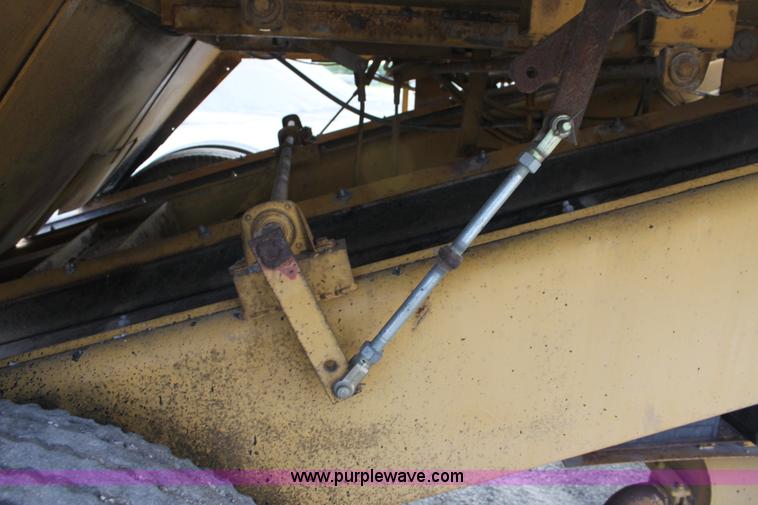 image for item D5169 Rosco SPK-H asphalt chip spreader