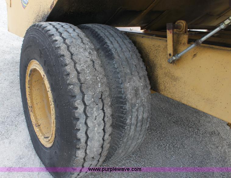 image for item D5169 Rosco SPK-H asphalt chip spreader