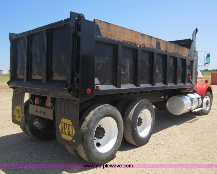 image for item D5553 1987 Kenworth T800 dump truck