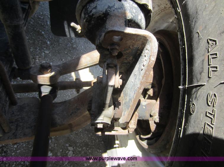 image for item D5553 1987 Kenworth T800 dump truck