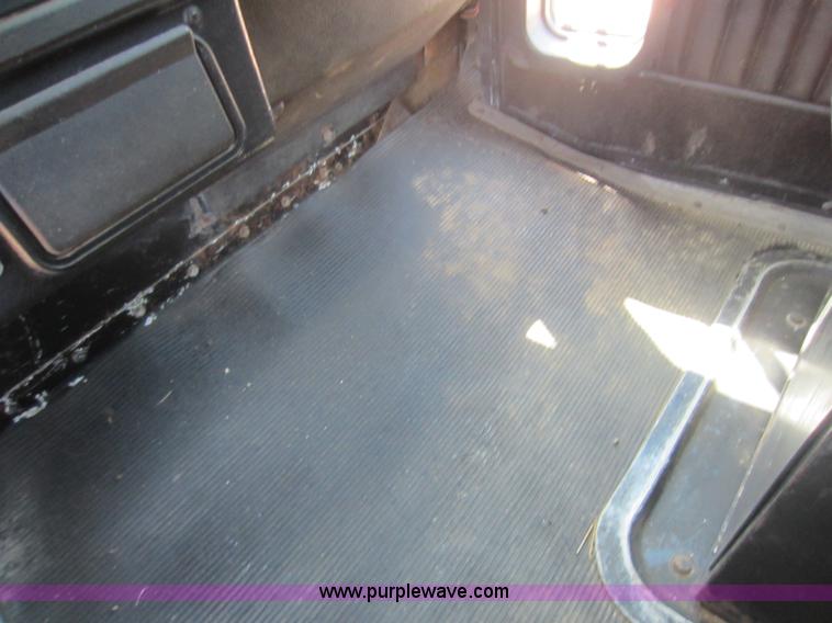 image for item D5553 1987 Kenworth T800 dump truck