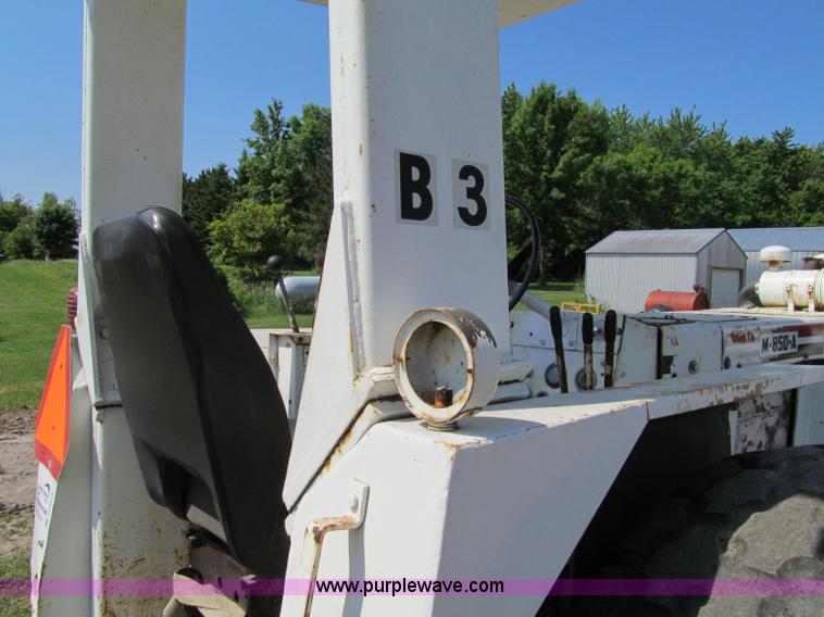 image for item D6515 Huber M-850-A Maintainer grader