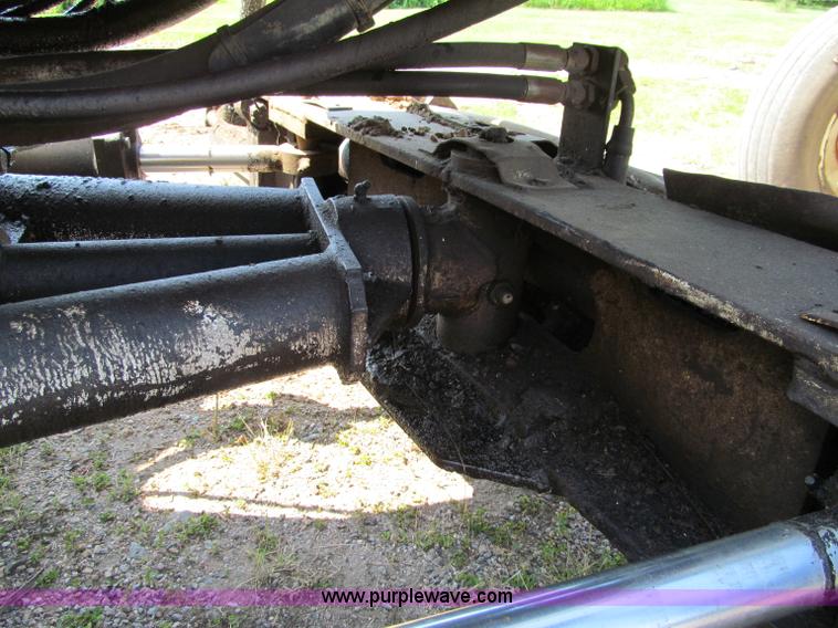 image for item D6515 Huber M-850-A Maintainer grader