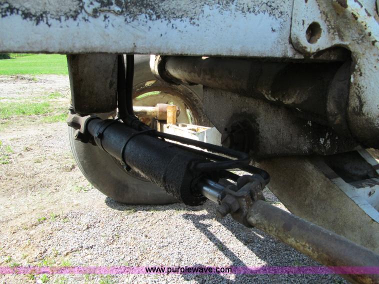 image for item D6515 Huber M-850-A Maintainer grader