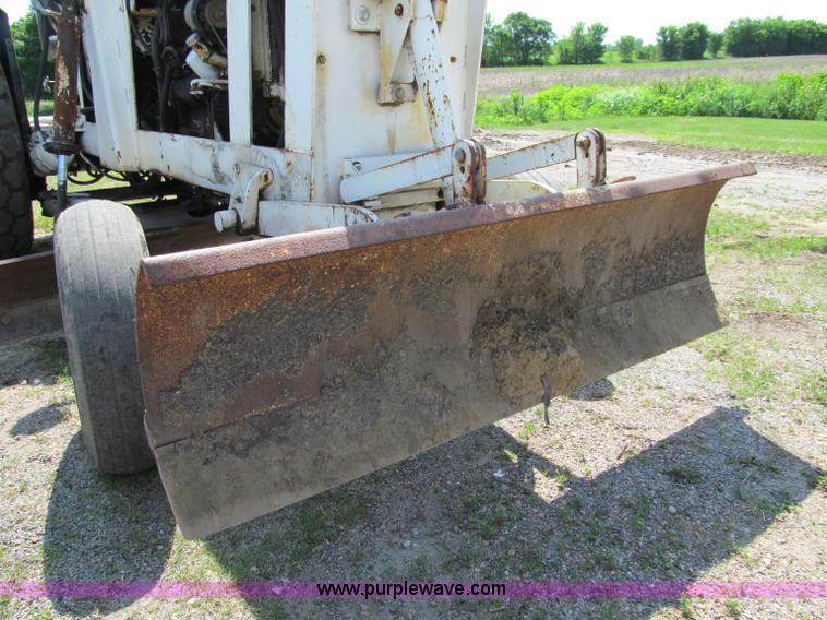 image for item D6515 Huber M-850-A Maintainer grader