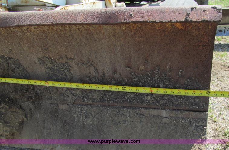 image for item D6515 Huber M-850-A Maintainer grader