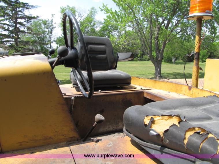 image for item D6519 Hyster C530A nine wheel pneumatic roller