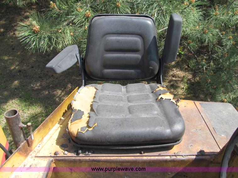 image for item D6519 Hyster C530A nine wheel pneumatic roller