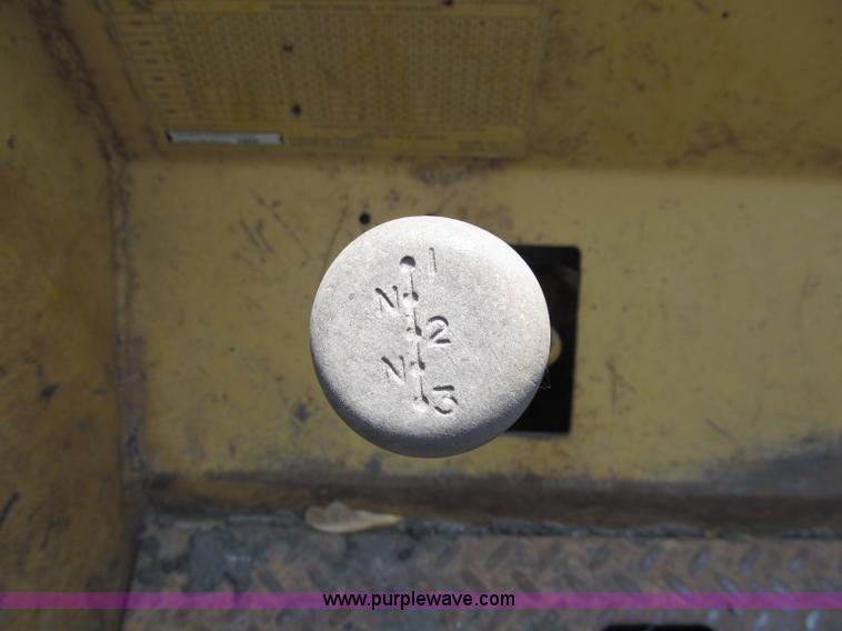 image for item D6519 Hyster C530A nine wheel pneumatic roller