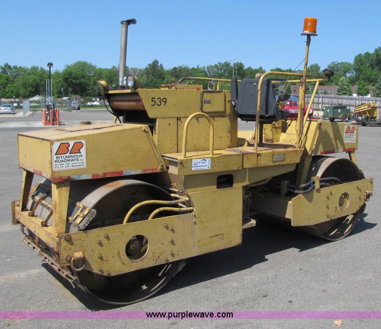 image for item D6520 Dynapac CC21A double drum roller