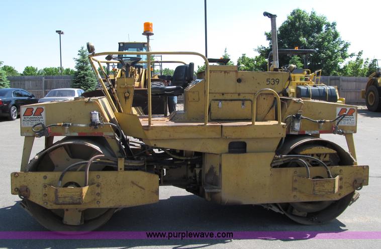 image for item D6520 Dynapac CC21A double drum roller