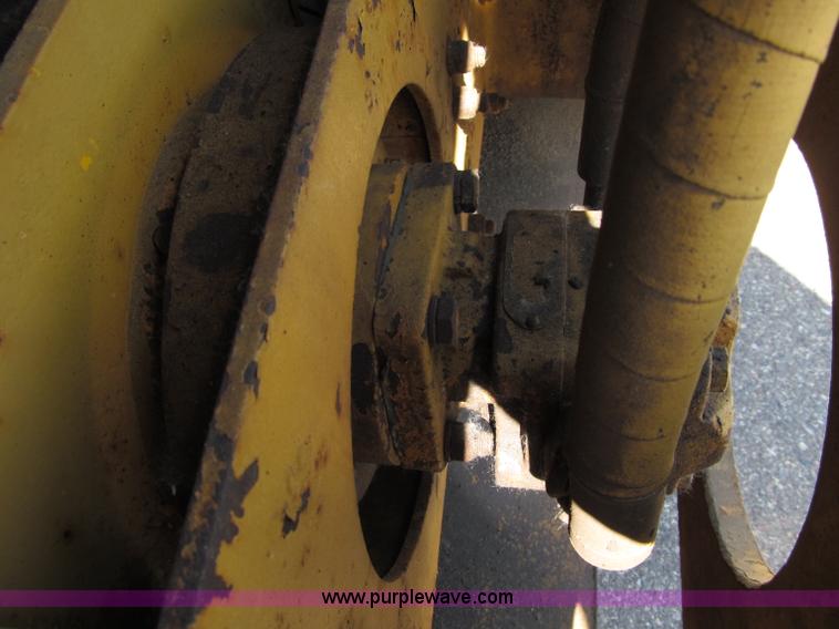 image for item D6520 Dynapac CC21A double drum roller