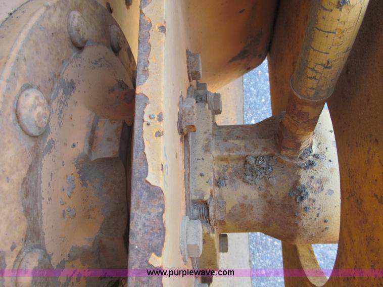 image for item D6520 Dynapac CC21A double drum roller