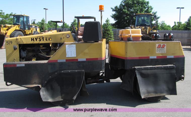 image for item D6521 Hyster C530A nine wheel pneumatic roller