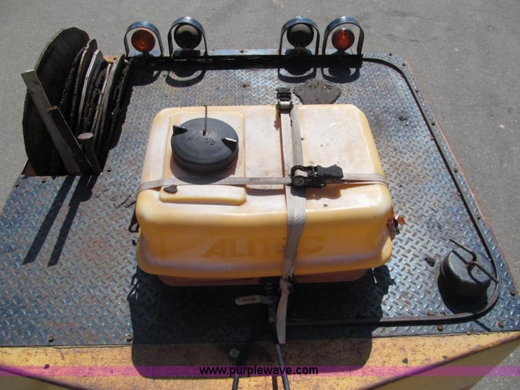 image for item D6521 Hyster C530A nine wheel pneumatic roller
