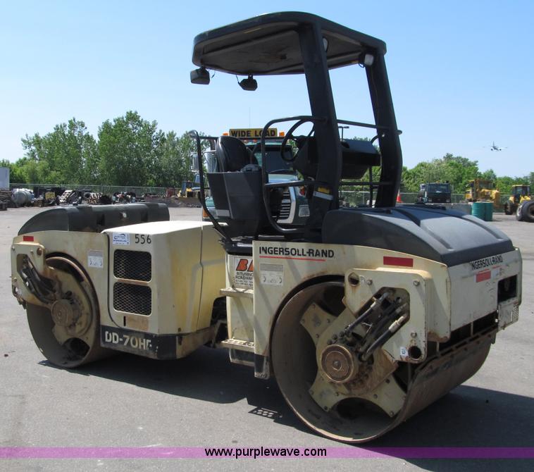 image for item D6522 Ingersoll Rand DD70HF vibratory roller