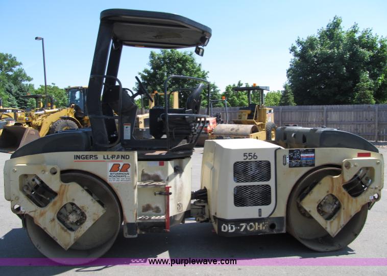 image for item D6522 Ingersoll Rand DD70HF vibratory roller