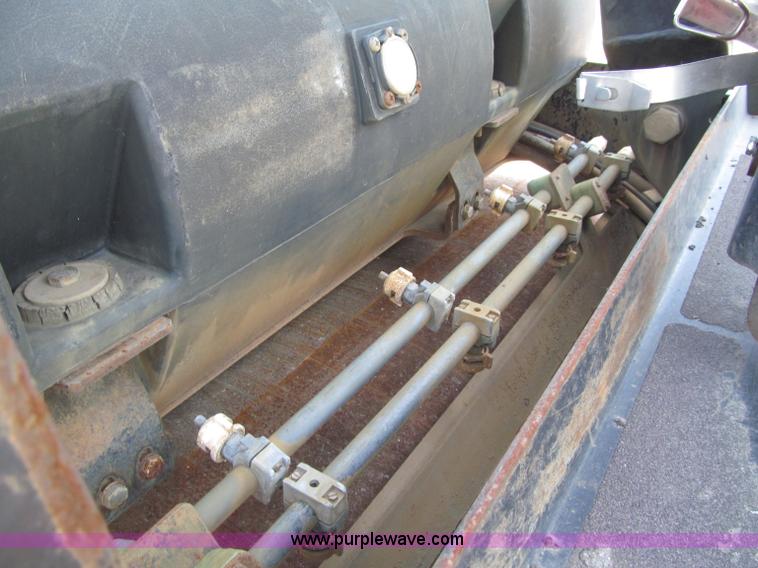 image for item D6522 Ingersoll Rand DD70HF vibratory roller