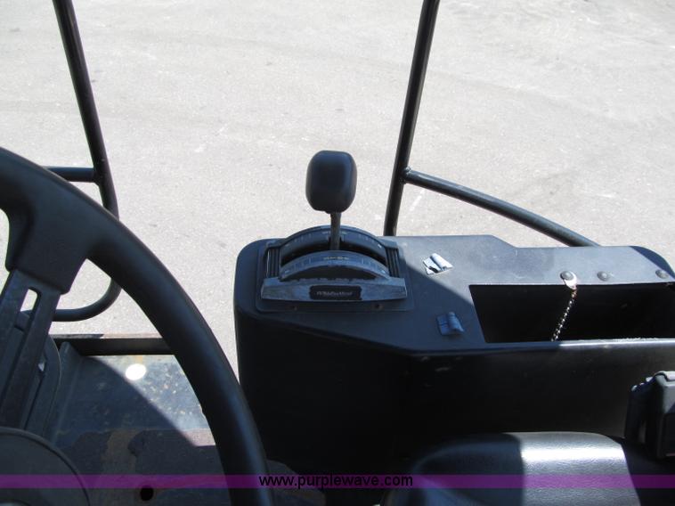 image for item D6522 Ingersoll Rand DD70HF vibratory roller