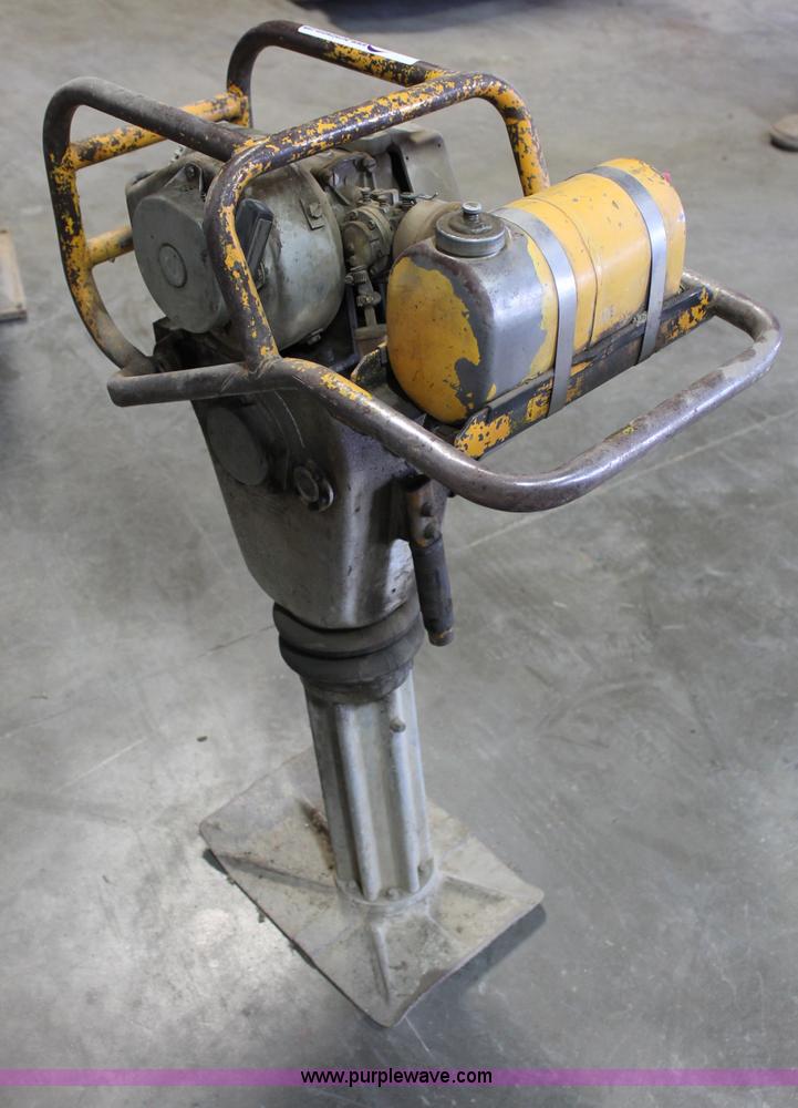 image for item L9842 Master T-1000 vibrator jumping jack