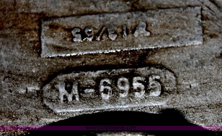 image for item L9842 Master T-1000 vibrator jumping jack