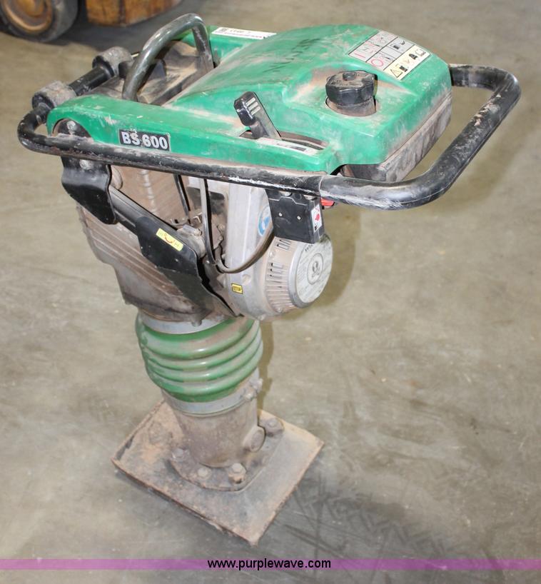 image for item L9843 1998 Wacker B5600 jumping jack