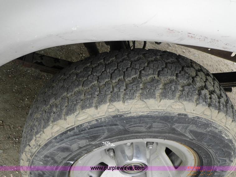 image for item B1268 1996 Ford F150 pickup truck