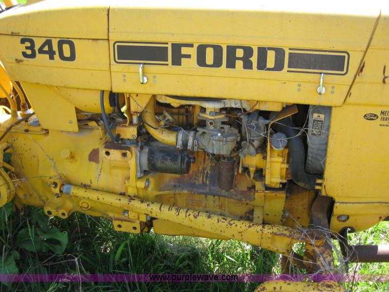 image for item B1329 1980 Ford 340 tractor
