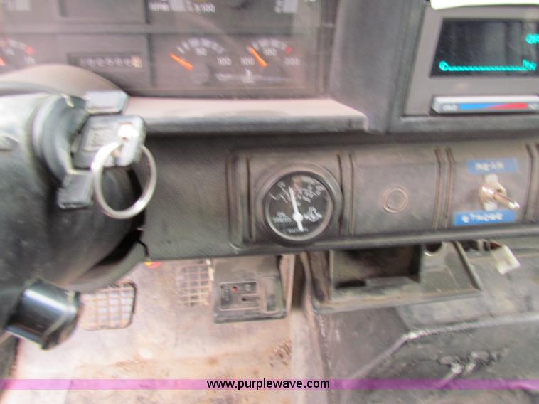 image for item B1349 1993 GMC Topkick dump truck
