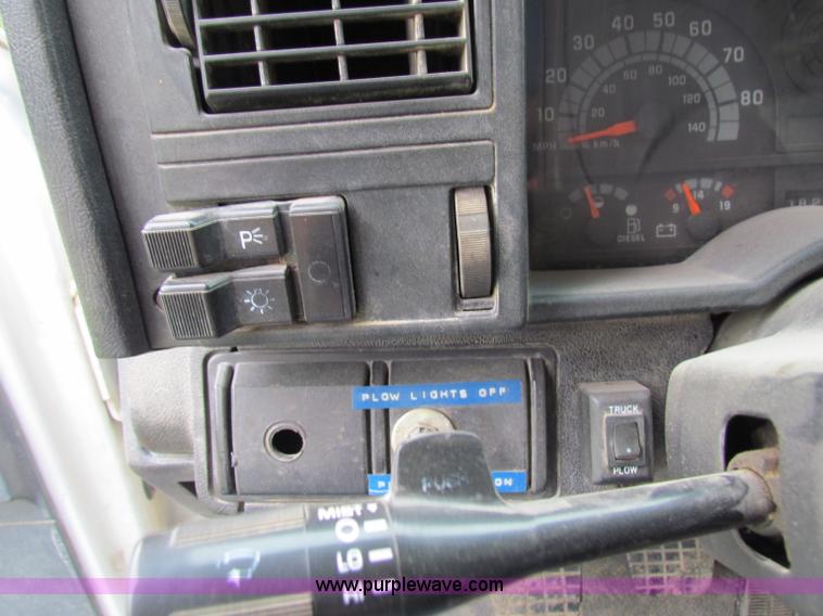 image for item B1349 1993 GMC Topkick dump truck