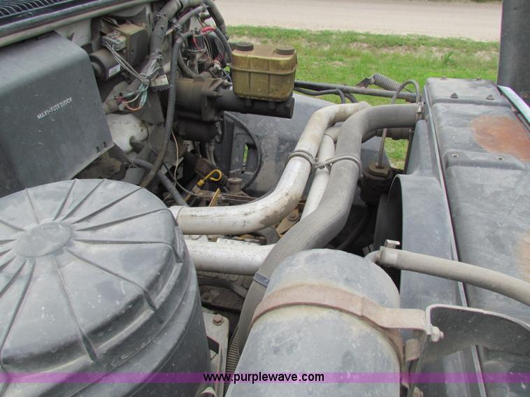 image for item B1349 1993 GMC Topkick dump truck