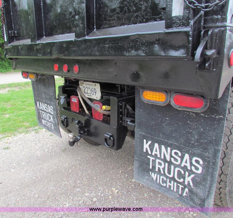 image for item B1349 1993 GMC Topkick dump truck