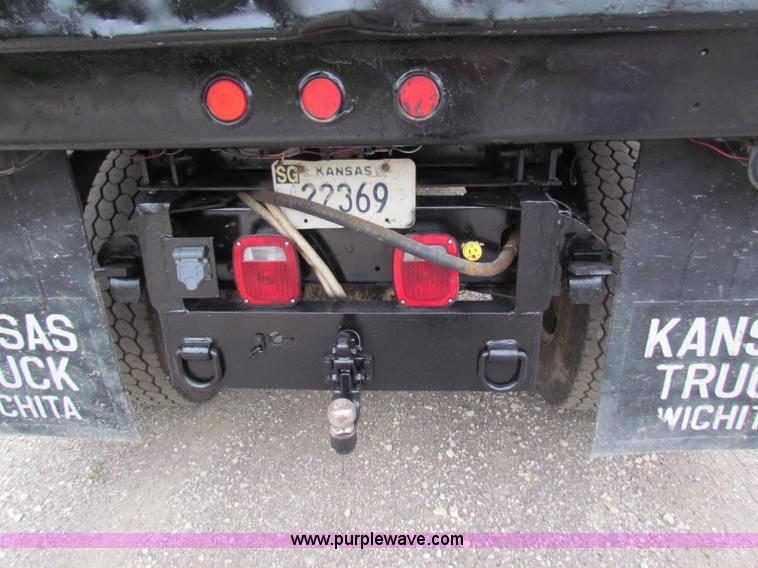 image for item B1349 1993 GMC Topkick dump truck