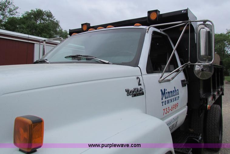 image for item B1349 1993 GMC Topkick dump truck