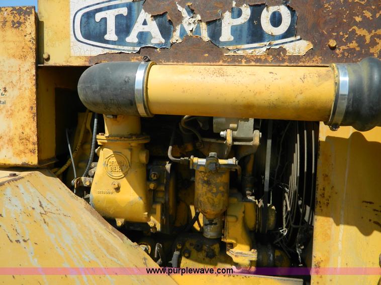 image for item B3684 1977 Tampo RS16A roller