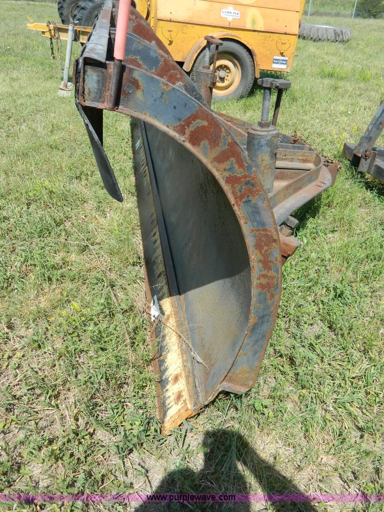 image for item B3685 Valk snow plow