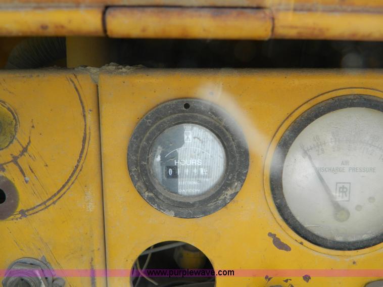 image for item B3686 Ingersoll Rand Gyro-Flo 150 air compressor