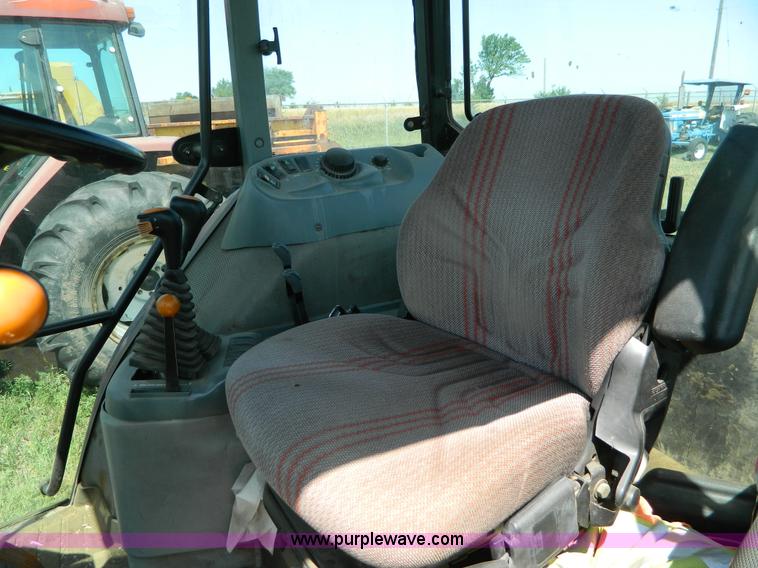 image for item B3687 2002 Case IH CX100 MFWD tractor