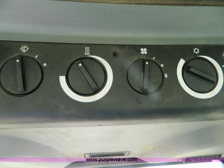 image for item B3687 2002 Case IH CX100 MFWD tractor