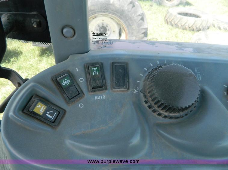 image for item B3687 2002 Case IH CX100 MFWD tractor