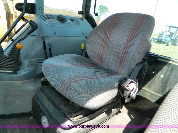 image for item B3688 2002 Case IH CX90 MFWD tractor