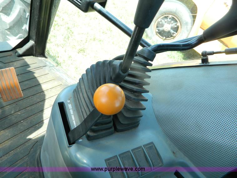 image for item B3688 2002 Case IH CX90 MFWD tractor