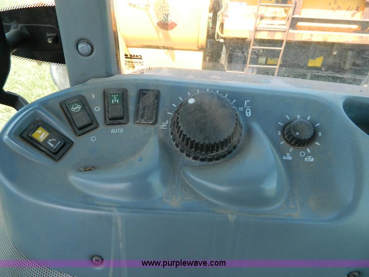 image for item B3688 2002 Case IH CX90 MFWD tractor