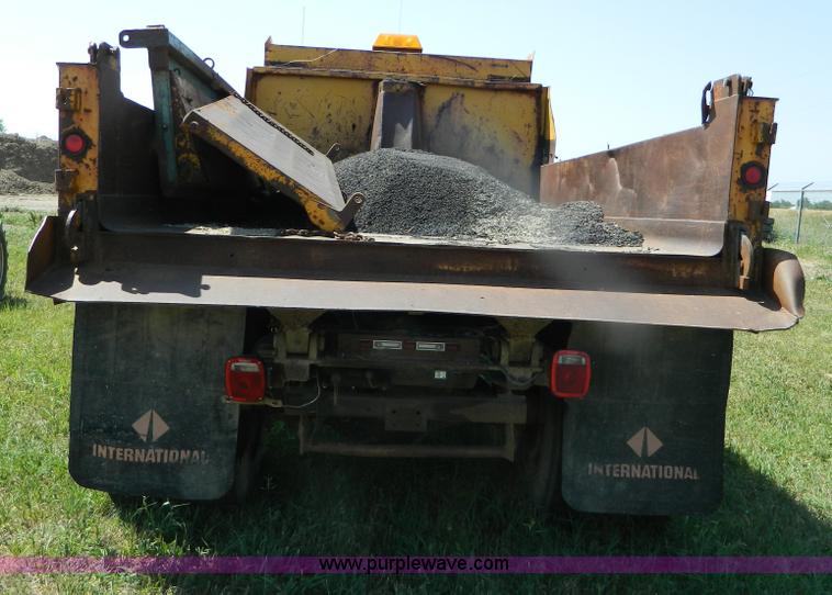 image for item B3689 1988 Chevrolet Kodiak dump truck