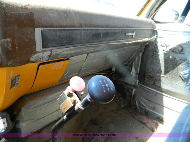 image for item B3689 1988 Chevrolet Kodiak dump truck