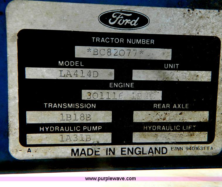 image for item B3692 1991 Ford 5610 tractor